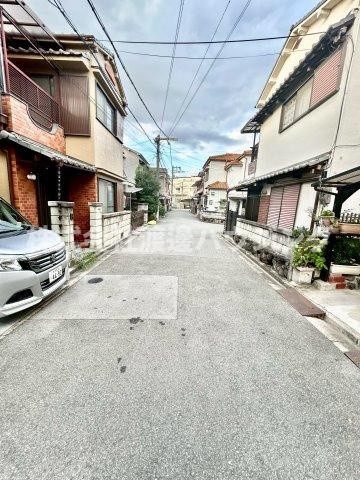 西弓削2丁目一戸建の周辺