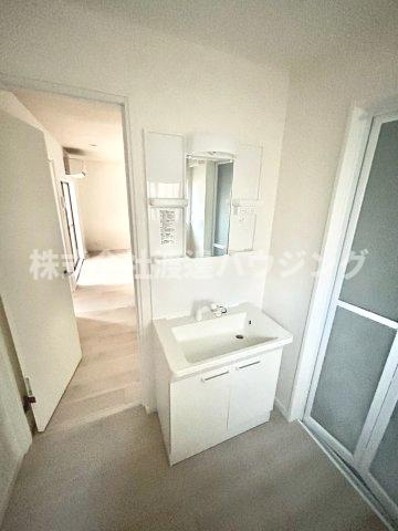 西弓削2丁目一戸建の洗面所