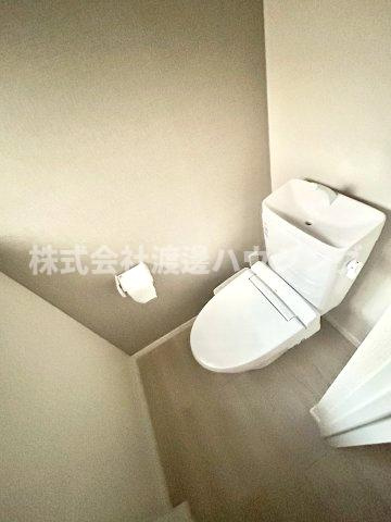 西弓削2丁目一戸建のトイレ