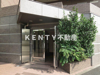 【エントランス】 | プレサーブ・K | 清潔なエントランスです