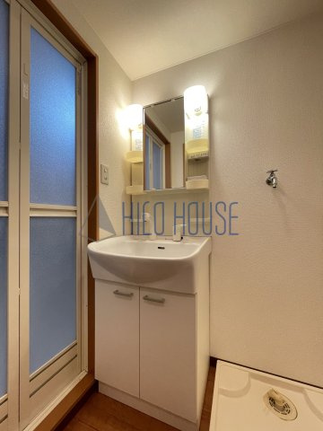 パレス・コーナーの洗面所|※他のお部屋の写真を転用しております