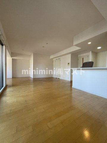 グレンパーク梅田北の居間・リビング