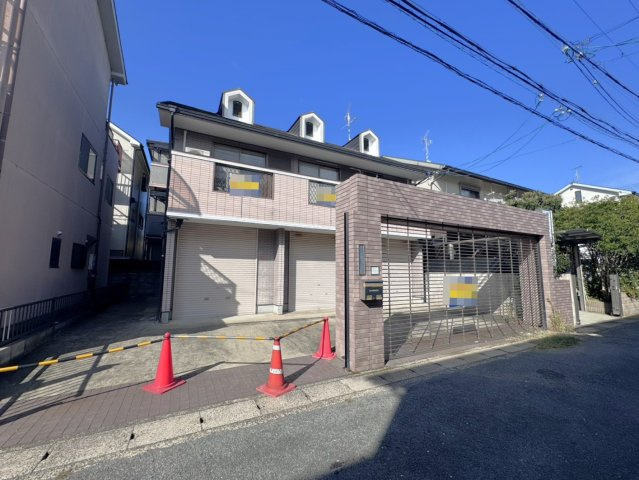 京都市営地下鉄東西線「石田」駅まで徒歩１０分◆駐車スペース４台可能◆軽作業可能◆伏見区醍醐新開の外観|外観