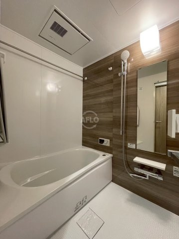 フロンティアタワー難波EASTの浴室|グランソレイユ日本橋　浴室