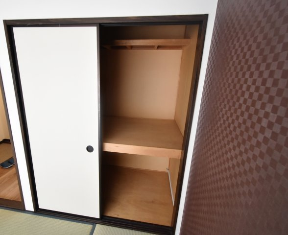 ホワイトハイツの収納