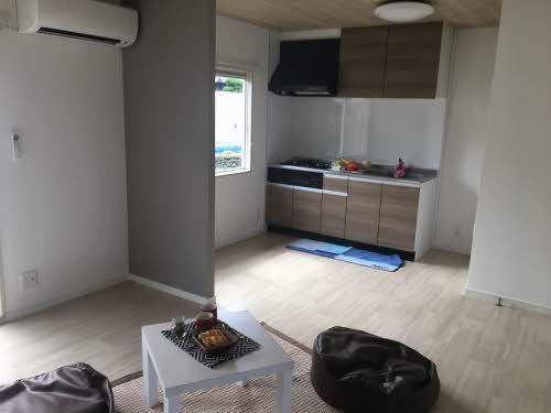 コートハウスコスモス Ｃ棟の居間・リビング