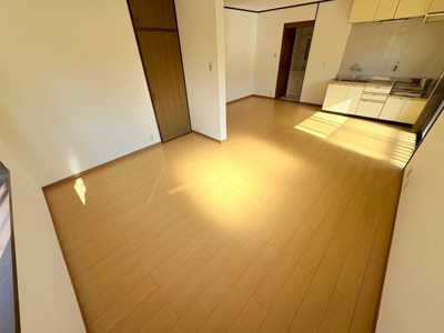 【居間・リビング】 | メゾン津々山台