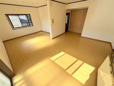 【居間・リビング】 | メゾン津々山台