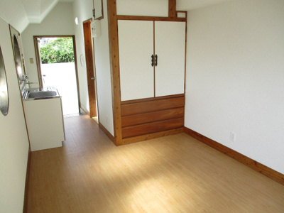 【洋室】 | 松田共同住宅