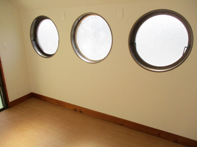 【洋室】 | 松田共同住宅