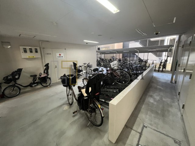 【その他共用部分】 | アシュランス新町 | アシュランス新町　駐輪場