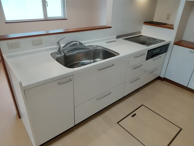 【オーナーチェンジ戸建】鳥取北3丁目中古住宅のキッチン