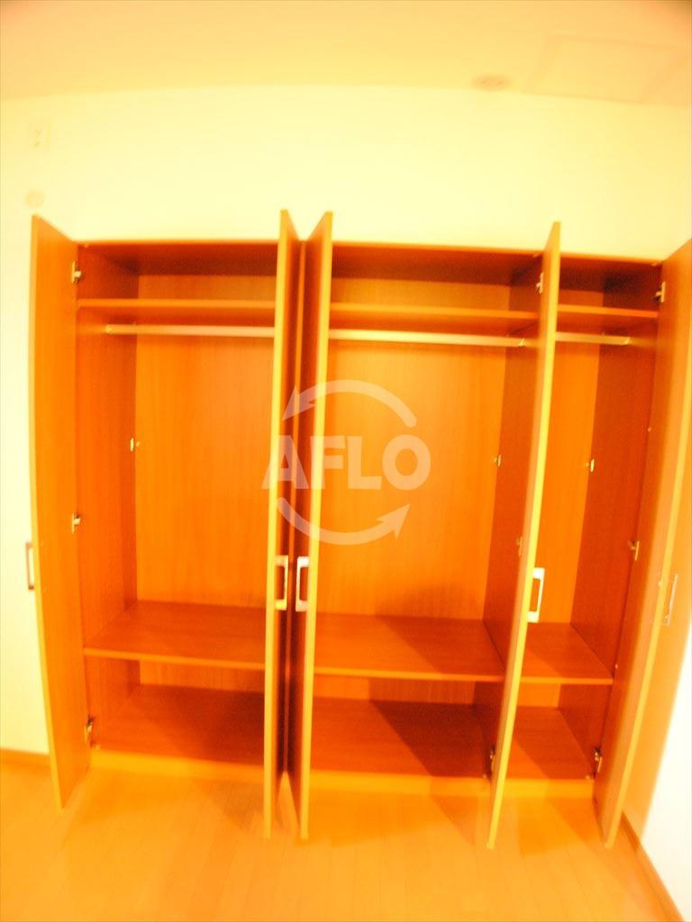 リーガル北堀江　堀江小学校区の収納|リーガル北堀江　クローゼット