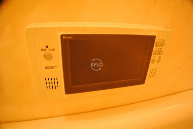 リーガル北堀江　堀江小学校区の設備|リーガル北堀江　浴室テレビ