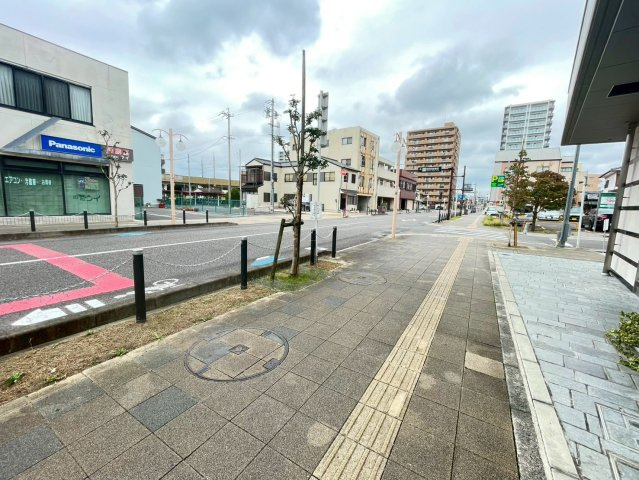 ヴィラエーデル豊田駅前の駐車場