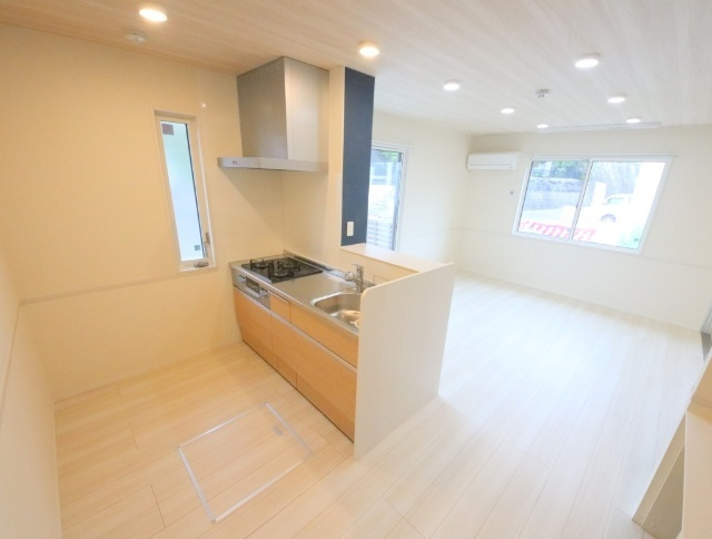 グランデSGの居間・リビング