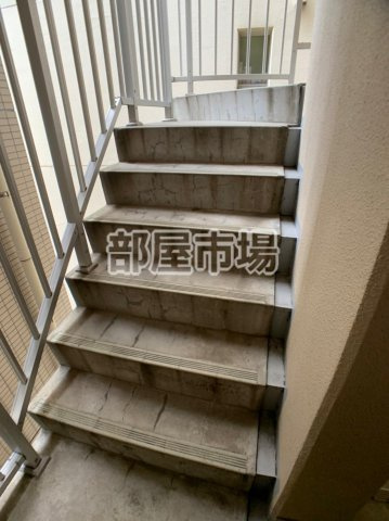 スパッツィオフォルテのその他共用部分|共用階段