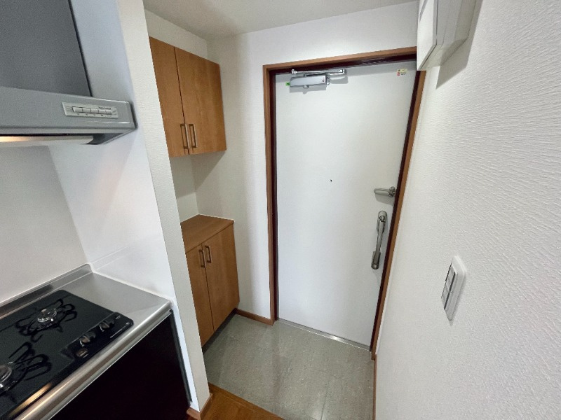 リーフビル割塚の玄関