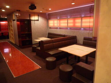 栄メッツビルのロビー