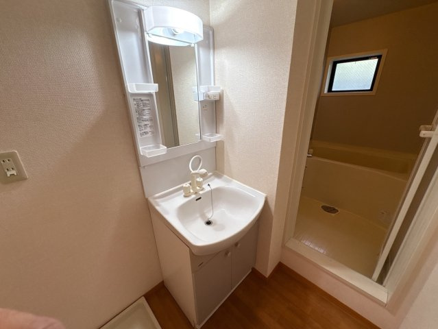 サニーハイツ学園中の浴室