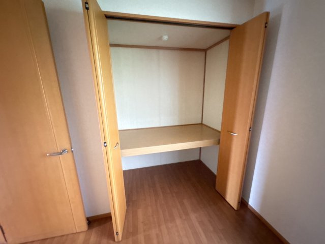 サニーハイツ学園中の洗面所