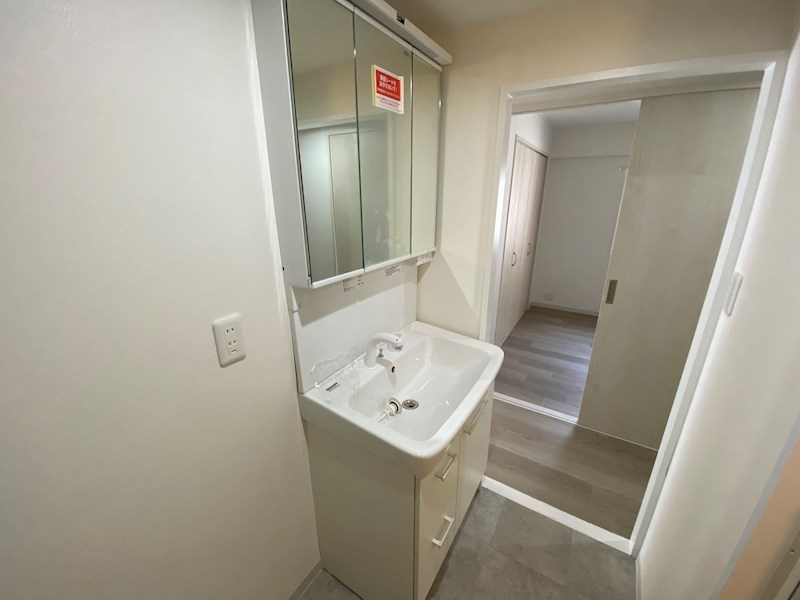 サンヒルズ芦屋2の洗面所