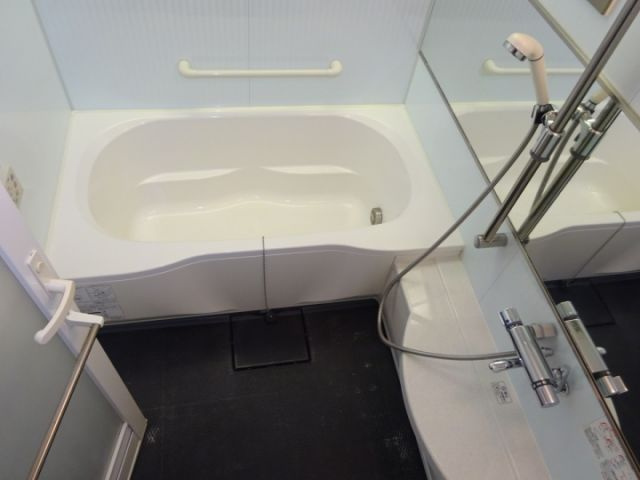 アーバンヴィレッジ神戸中山手の浴室