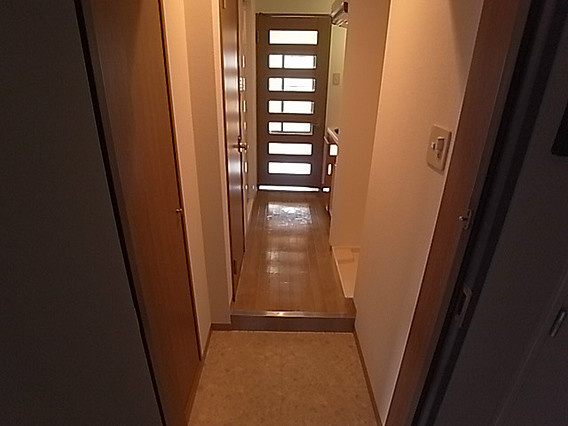 エステムコート神戸県庁前の玄関