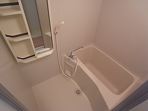 エステムコート神戸県庁前の浴室