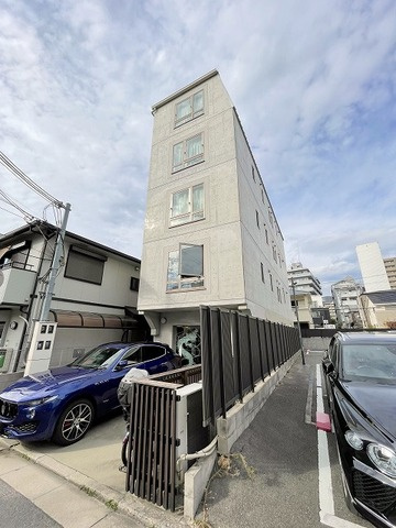 DECOLA ASHIYAの外観