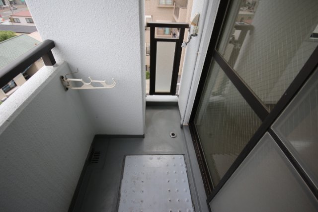 長谷川ビルのバルコニー