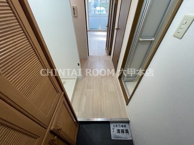 シェレナ六甲の玄関