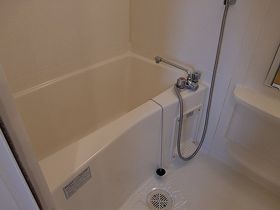 エステムコート三宮山手2ソアーレの浴室