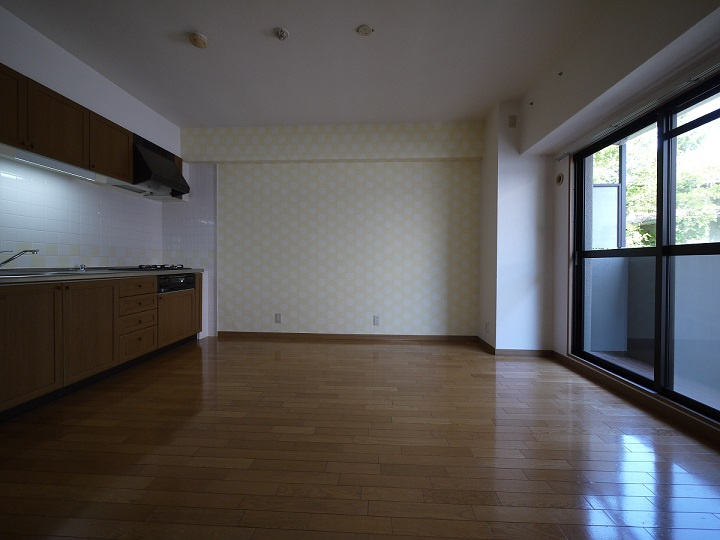 住吉本町壱番館の居間・リビング