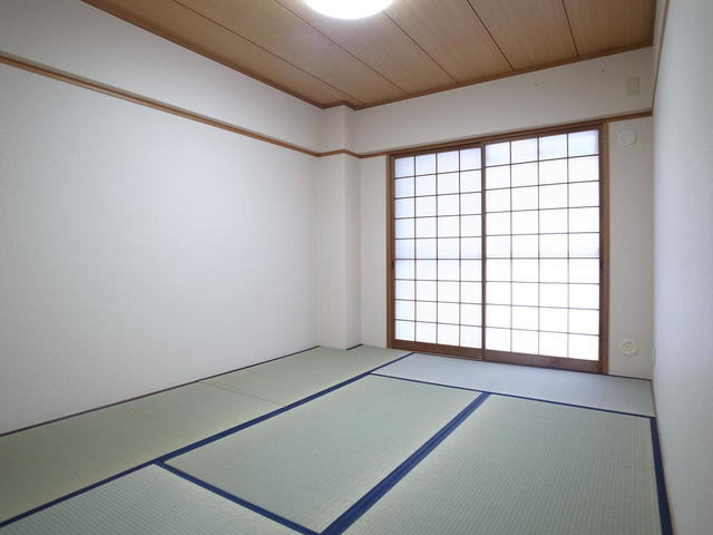 ビバリーハウス青谷弐番館の和室