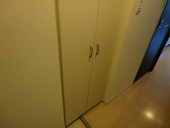 スワンズ新神戸ウィータの収納