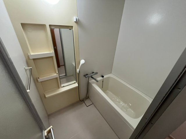 コート芦屋ウエストの浴室