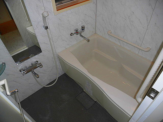 ワコーレ・ディ・アルクス元町の浴室