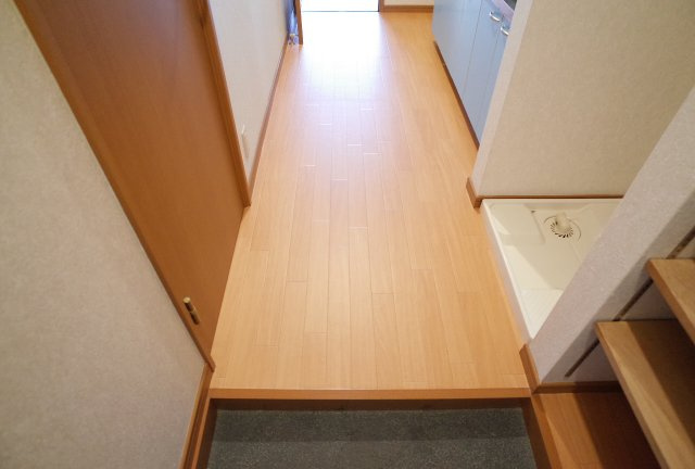 セレブ岡本の玄関