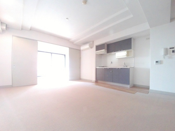 PACE MIKAGE（パーチェ御影）の居間・リビング