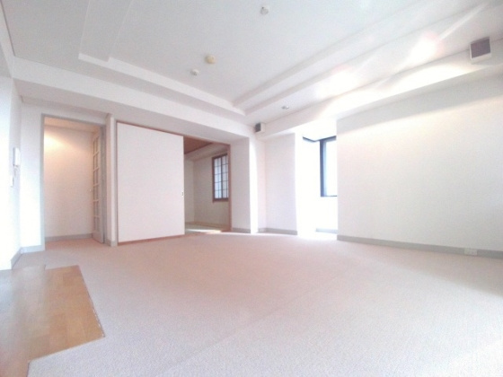 PACE MIKAGE（パーチェ御影）の居間・リビング