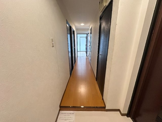 ファミール甲南の玄関