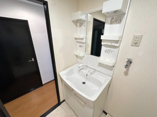 ファミール甲南の洗面所