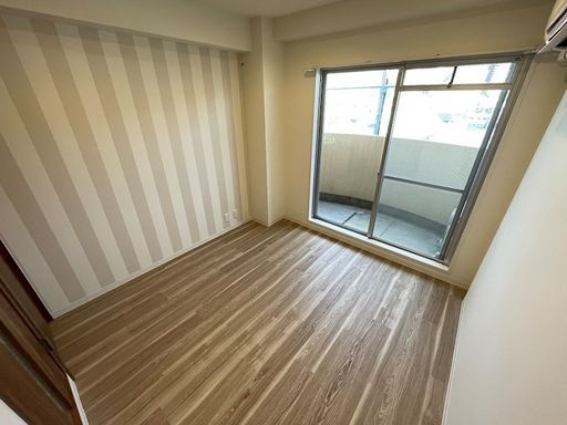 ラ・ティーダ御影の居間・リビング