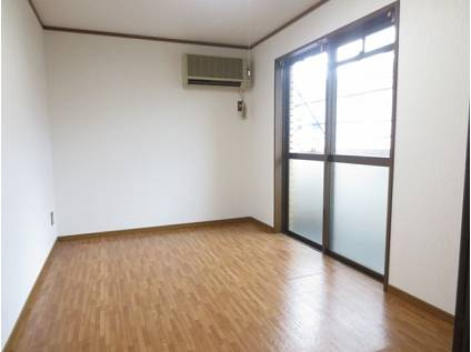 アバントコート大石東町の洋室