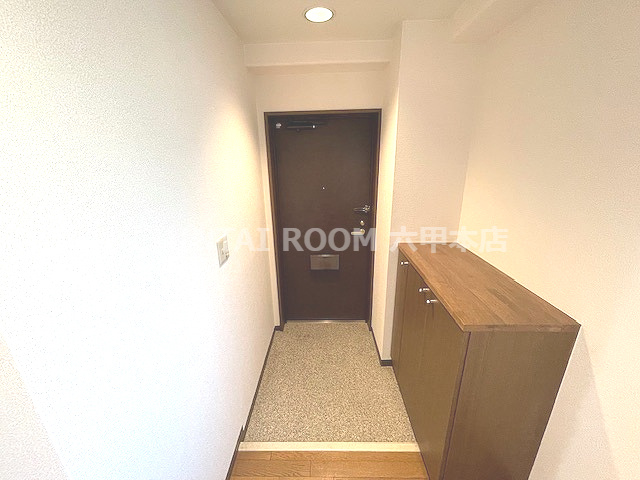 ビエント六甲2の玄関