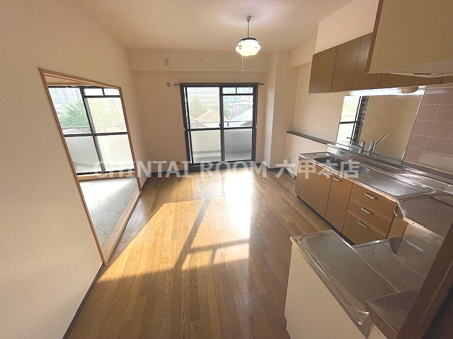 ビエント六甲2の居間・リビング