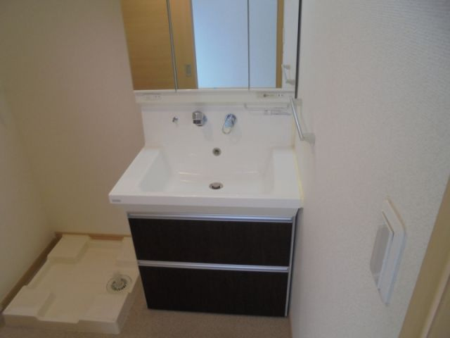 イサ・セレッソの洗面所