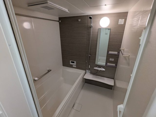 ソレアード魚崎北町の浴室