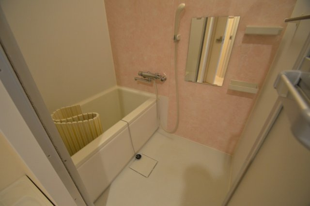 シャトー野崎の浴室